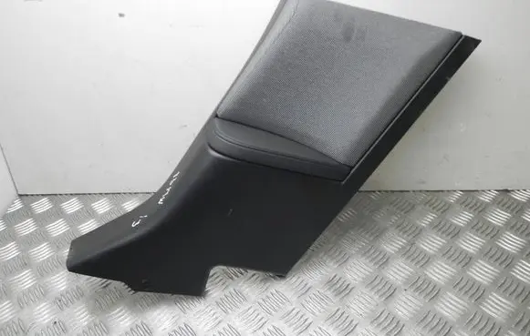 BMW i3 (B) pillar trim (top) 7272428 T9399