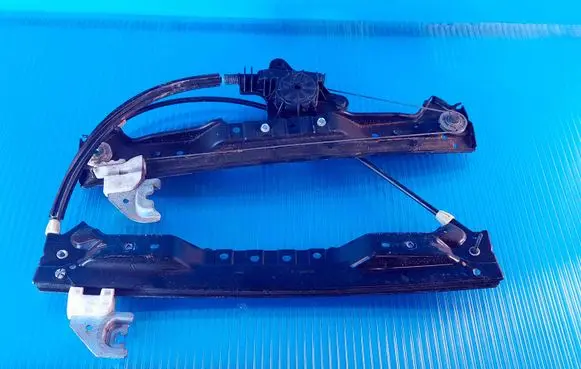 Chrysler Voyager Sliding door electric window regulator 3014866K B3107 0590