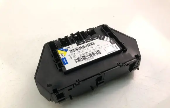 Mercedes-Benz S W220 Other control units/modules 2208215779