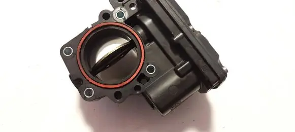 Ford Kuga II Throttle valve 9806625280 A2C85766300