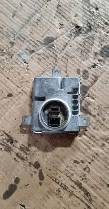 Porsche Macan (95B) Headlight ballast module Xenon 99161832303 691312599