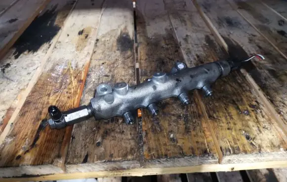 Mazda 6 Fuel main line pipe
