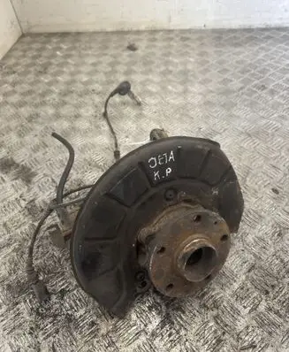 Volkswagen Jetta V Front wheel hub