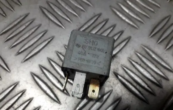Audi A4 S4 B5 8D Other relay 443951253K 899512000