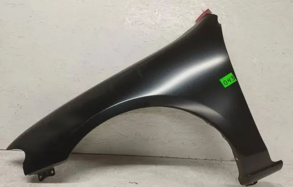 Mazda 323 Fender