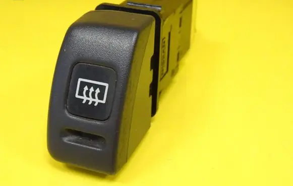 Nissan Micra Windscreen/window heater switch