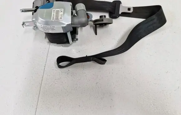 KIA Rio Front seatbelt 88870-1W730