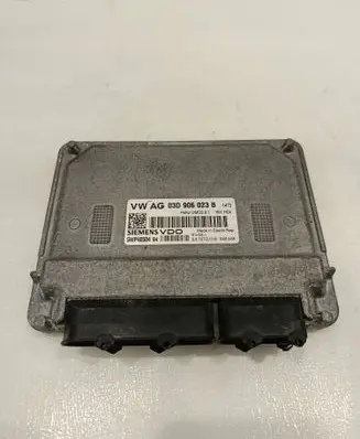 Skoda Fabia Mk1 (6Y) Engine control unit/module 03D906023B 5WP4050404