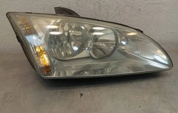 Ford Focus Headlight/headlamp