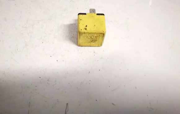 Renault Megane II Other relay 8200051112