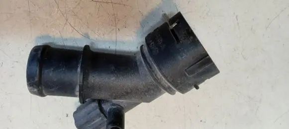 Volkswagen Golf IV Engine coolant pipe/hose 1J0121619A
