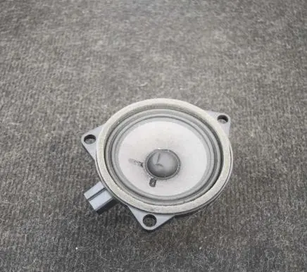 Volvo XC40 Front door speaker 31438477