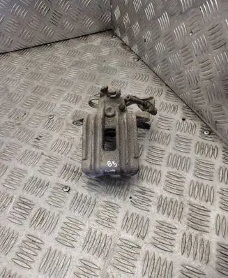 Volkswagen PASSAT B5.5 Rear brake caliper