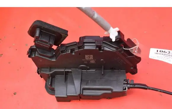 Skoda Rapid (NH) Front door lock 5TB837016A