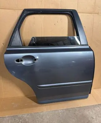 Volvo V50 Rear door 