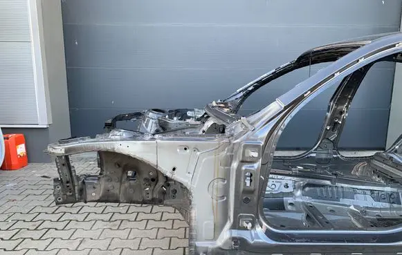 Front quarter panel