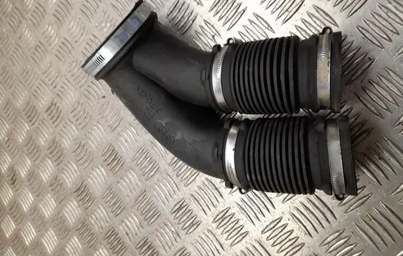 Audi A8 S8 D4 4H Air intake hose/pipe 4H0129616P