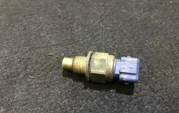 Coolant temperature sensor