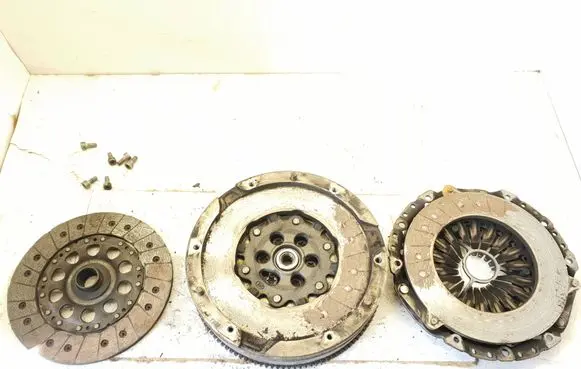 BMW Z4 E89 Clutch set kit 7610857