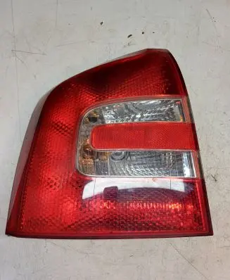 Skoda Octavia Mk2 (1Z) Rear/tail lights 1Z9945095