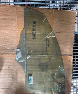 Mazda 3 I Front door window glass four-door 