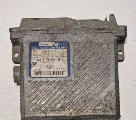 Renault Scenic III - Grand scenic III Engine control unit/module 7700868189 R04080005F 7700105605
