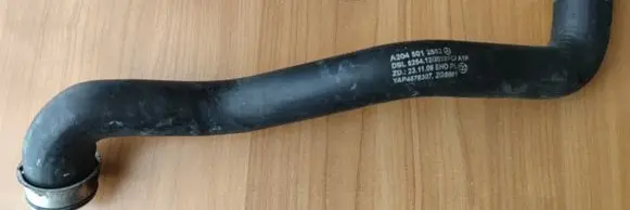 Mercedes-Benz E W212 Engine coolant pipe/hose A2045012582
