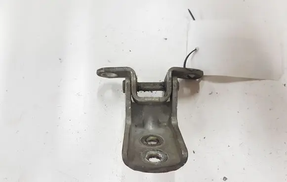 Nissan Almera N16 Front door upper hinge