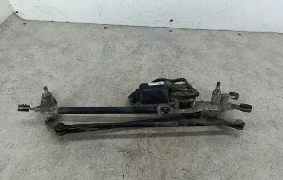 KIA Sorento Front wiper linkage 