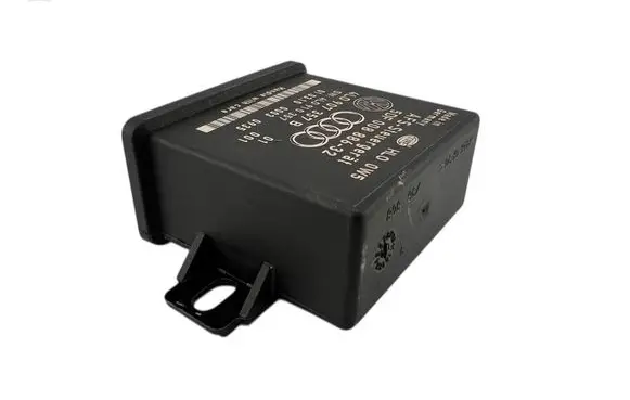 Audi A6 S6 C6 4F Light module LCM 5DF00888632 4L0910357 4L0907357B
