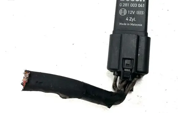 Opel Antara Glow plug pre-heat relay 96440063 0281003041