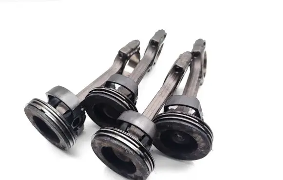 Nissan Juke I F15 Piston with connecting rod K9K636