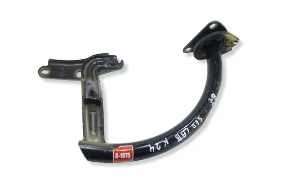 Volkswagen PASSAT B7 Tailgate/trunk/boot hinge 3C5827302B