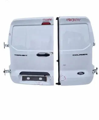 Ford Transit Courier Rear door DU3A0401