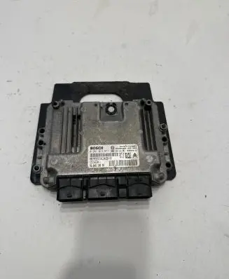 Citroen C4 I Engine control unit/module 9664618080 9653958980 0281013871