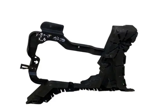 Volvo S90, V90 Rear bumper mounting bracket 31425065