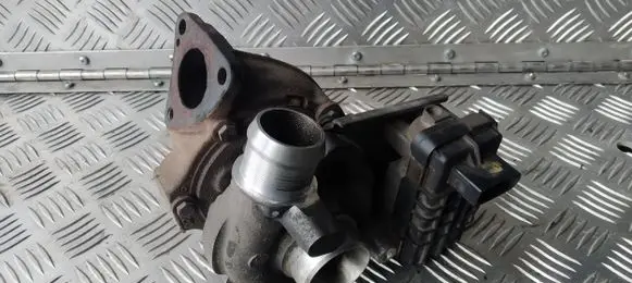 Peugeot 407 Turbo 4U3Q6K682AK