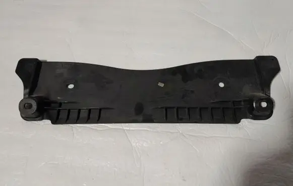 Audi A3 S3 8V Other under body part 5Q0825230J