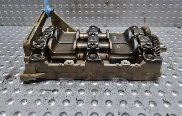 BMW 1 E81 E87 Oil pump balance shaft 1501122