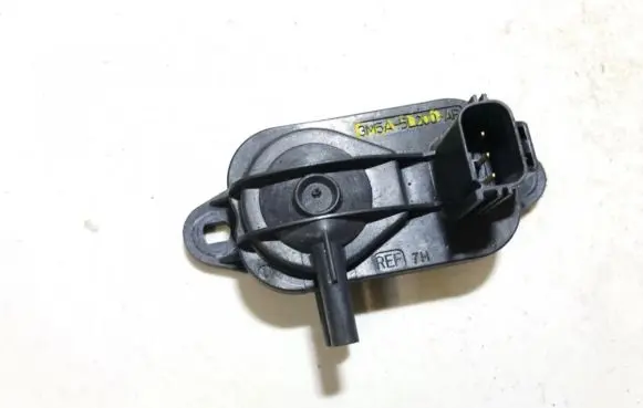 Volvo S40 Exhaust gas pressure sensor 3m5a5l200aa 3m5a-5l200-aa