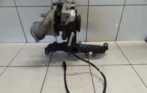 Audi A3 S3 8P Turbo 03L253016T 04L971501A