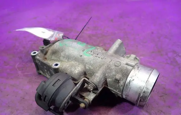 Opel Zafira A Throttle body valve 