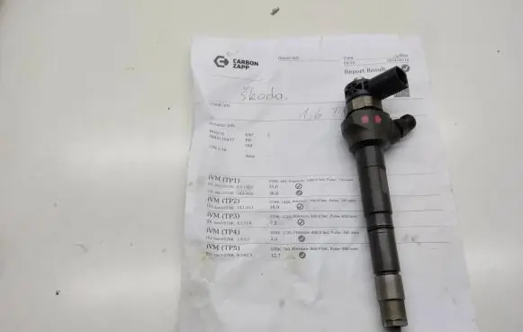 Skoda Octavia Mk3 (5E) Fuel injector 0445110477