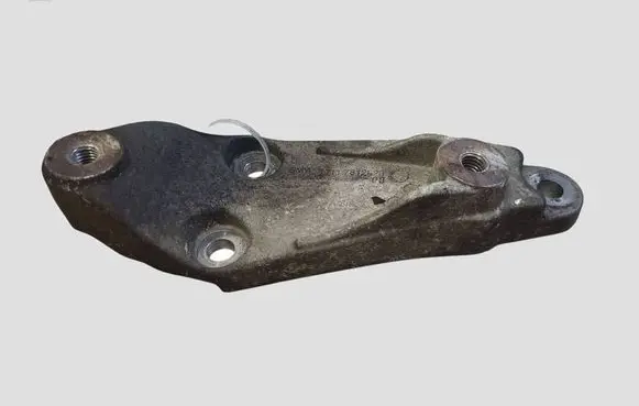 Mini One - Cooper Clubman R55 Engine mounting bracket 11117812623