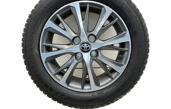 Toyota Yaris R15 alloy rim OYT25964