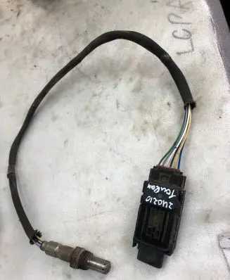 Volkswagen Touran III Lambda probe sensor 04l907805bj