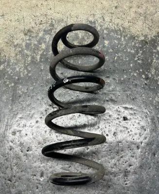 Toyota Verso Rear coil spring