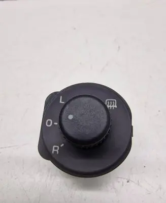 Skoda Octavia Mk2 (1Z) Wing mirror switch 1Z1959565A 1026