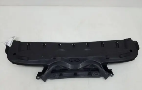 Mercedes-Benz CLS C219 Other engine bay part A2118800036