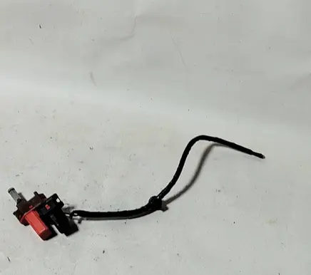 Ford Mondeo Mk III Brake pedal sensor switch 95BB7C534AC